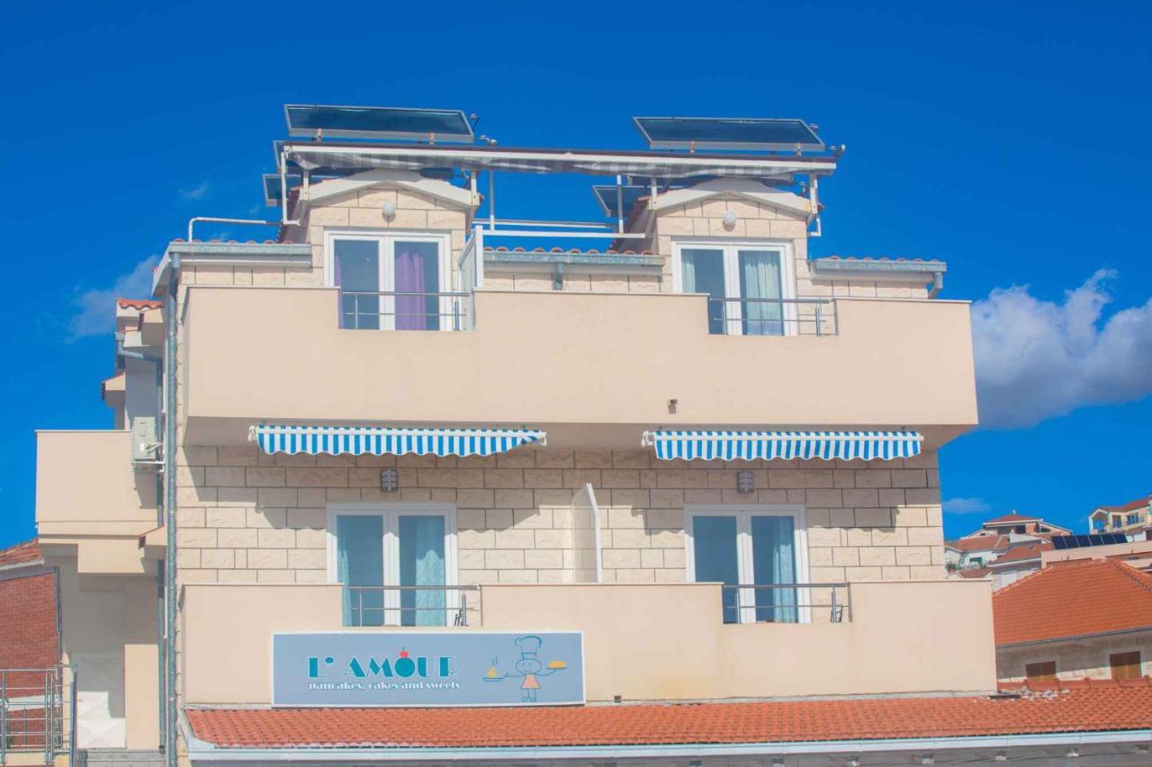 Apartments In Rogoznica 40364 Eksteriør bilde